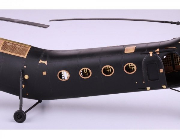 Eduard 49821 H-21C  ITALERI 1/48