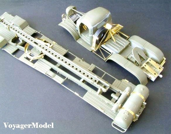 Voyager Model PE35012 SA(HQ)-2 PE Update 1/35