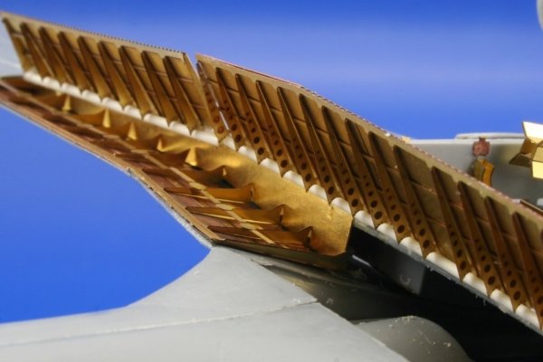 Eduard 48612 Il-10/Avia B-33 landing flaps SPECIAL HOBBY 1/48