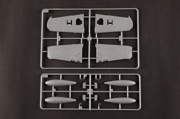 Hobby Boss 80385 F4U-2 Corsair 1/48