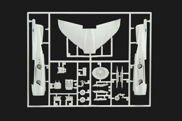 Italeri 1236 FRS.1 Sea Harrier 1/72