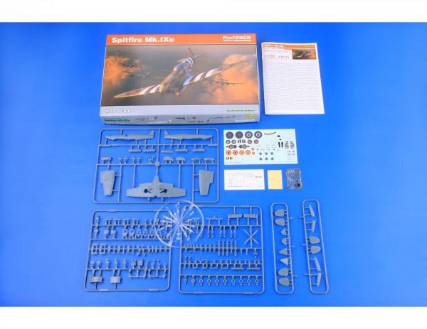 Eduard 70123 Spitfire Mk. IXe 1/72