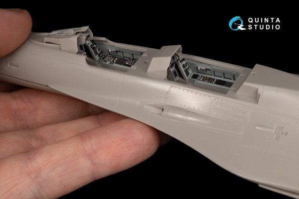 Quinta Studio QDS-48059 Mitsubishi F-2B 3D-Printed coloured Interior on decal paper (Hasegawa) (small version) 1/48