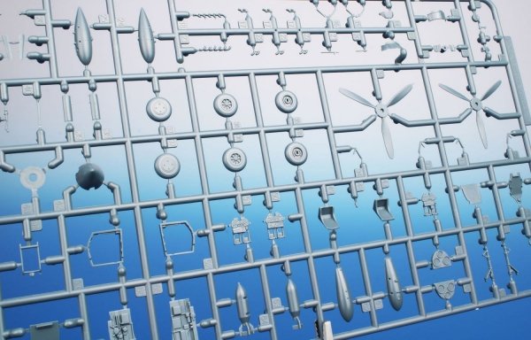 Special Hobby 72529 P-40E Warhawk "Tigers and Sharks" 1/72