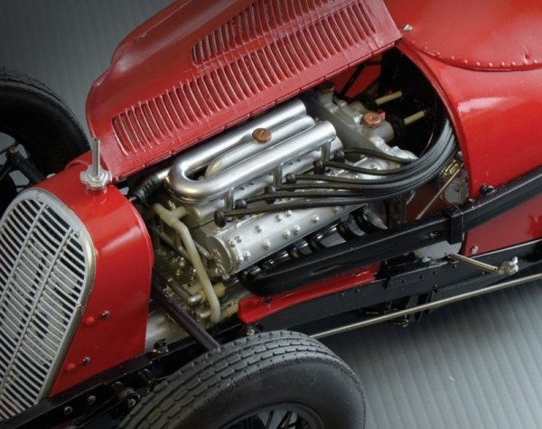 Italeri 4702 FIAT 806 GRAND PRIX 1/12