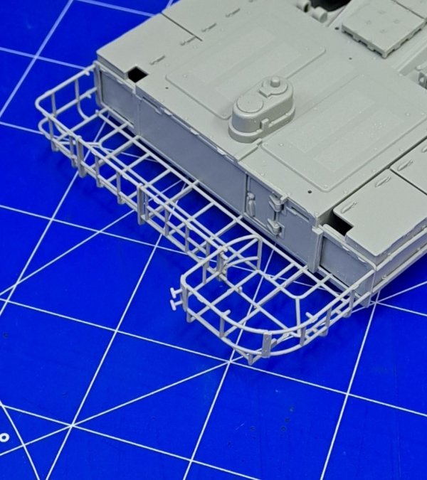 Eureka XXL ER-3575 K2 Black Panther MBT Towing Cables &amp; Holders (Academy) 1/35