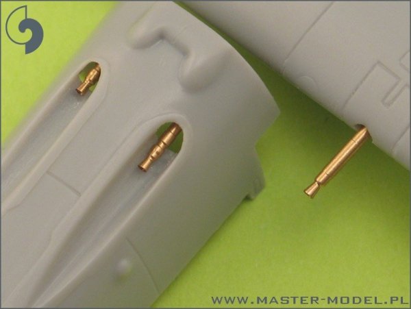 Master AM-72-009 Bf 109 E3 - E9, T armament set (MG 17 tips, MG FF barrels)
