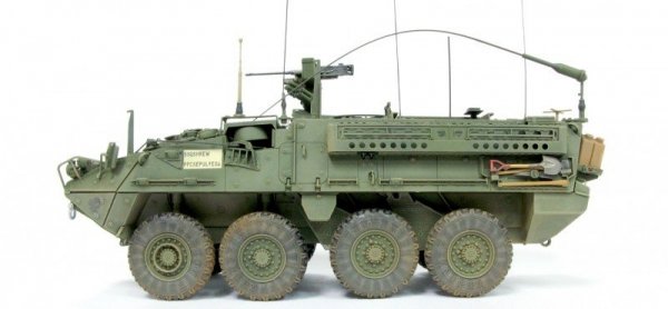 AFV Club 35130 M1130 Stryker (1:35)