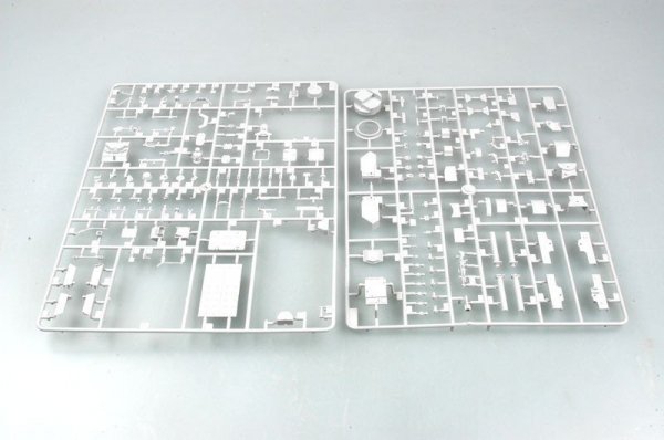 Trumpeter 01558 LAV III TUA (Tow-Under-Armour) (1:35)