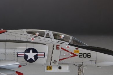 Fine Molds FP43S U.S. Navy Jet Fighter F-4J &quot;Aardvarks&quot; 1/72
