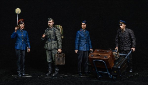 MiniArt 38010 German Train Station Staff 1930-40 1/35
