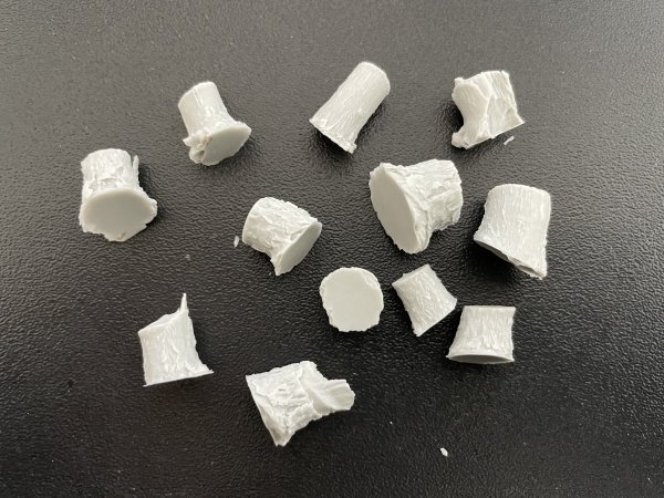 FREON P1 Pieńki niemalowane / Unpainted trunks
