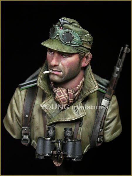 Young Miniatures YM1836 GERMAN GEBIRGSJAGER 1942 1/10