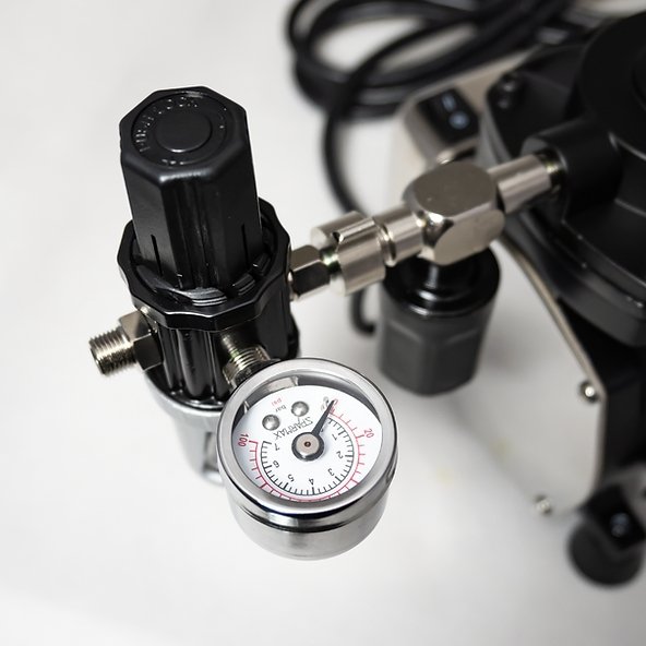 Sparmax TC501N Mini Air Compressor With 2m Hose