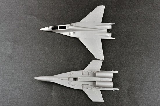 Trumpeter 01677 MIG-29UB Fulcrum Izdeliye 9.51 1/72