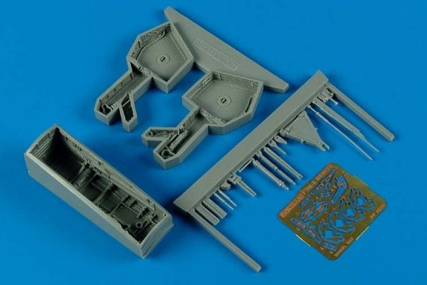 Aires 4534 F3H-2 Demon wheel bay 1/48 Hobby boss