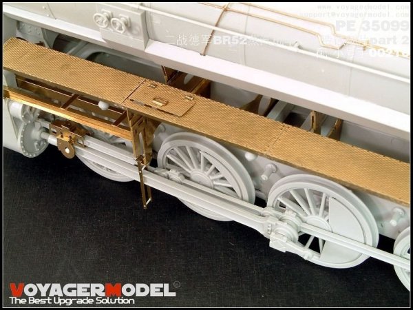 Voyager Model PE35099 BR 52 part 2 1/35