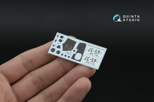 Quinta Studio QD+24016 Efini RX-7FD 3D-Printed &amp; coloured Interior on decal paper (Tamiya) (with metal sticker parts) 1/35
