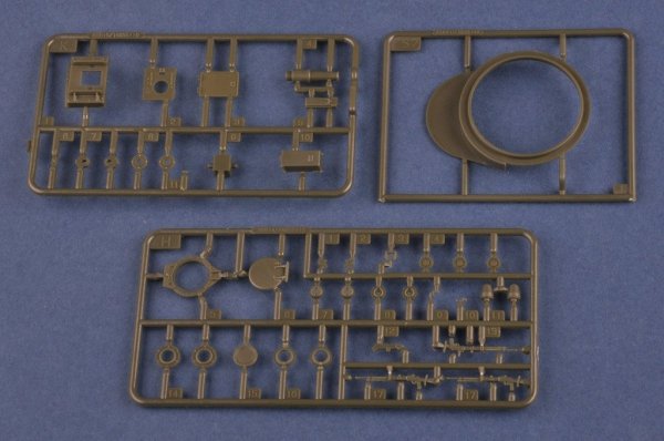 Hobby Boss 85516 Soviet MBV-2 (Late KT-28 Gun) 1:35