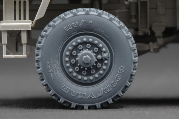 ScaleX WM 35011 HIMARS V1 Ordinary wheel set (for Trumpeter) 1/35