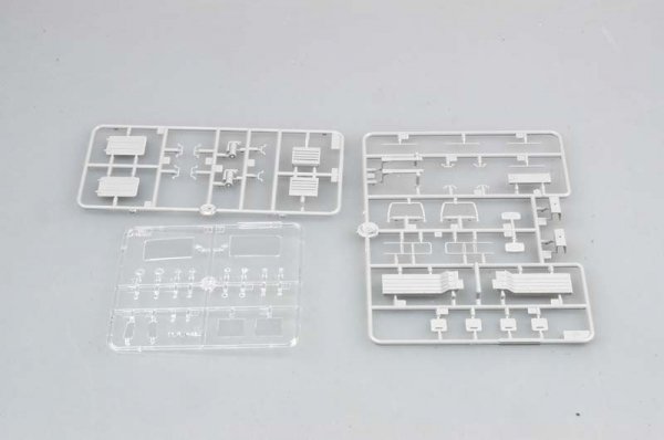 Trumpeter 01006 MAZ-537 Last Production (1:35)