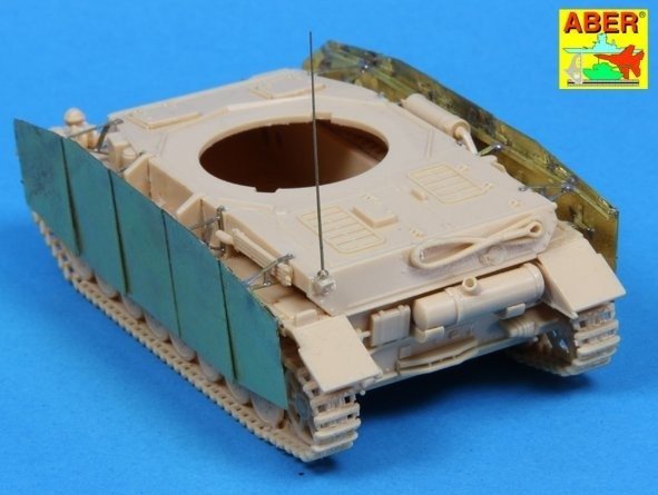 Aber 72A05 Osłony boczne do PzKpfw IV (H.J),Brummbar / Side skirts for PzKpfw IV (H.J),Brummbar 1/72
