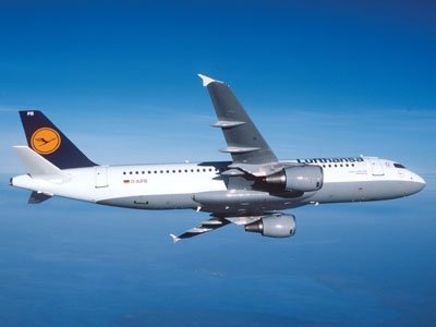 Revell 04267 Airbus A320 Lufthansa (1:144)