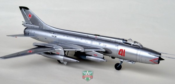 Modelsvit 72011 Sukhoi Su-17M Multirole fighter 1/72
