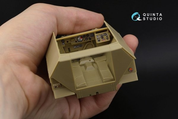 Quinta Studio QD35050 SD.KFZ.251 Family 3D-Printed &amp; coloured Interior on decal paper ( Tamiya ) 1/35
