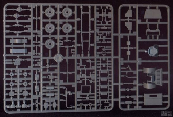 IBG 72016 Chevrolet C15A No.11 Cab Watertank 1/72