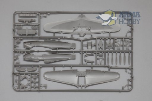 Arma Hobby 70019 Hurricane Mk I Expert Set 1/72