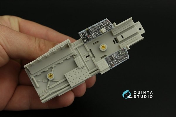 Quinta Studio QDS-32157 F-15C Late/F-15J late 3D-Printed &amp; coloured Interior on decal paper (Tamiya) (small version) 1/32
