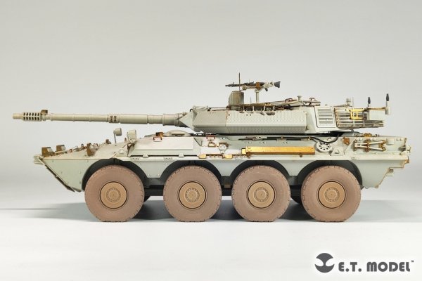 E.T. Model P35-164 Italian &quot;Centauro&quot; B1 Tank Destroyer Sagged Wheels 1/35