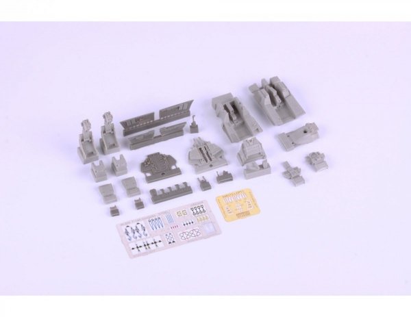 Eduard SIN64831 F-14A w/ early wheels TAMIYA 1/48