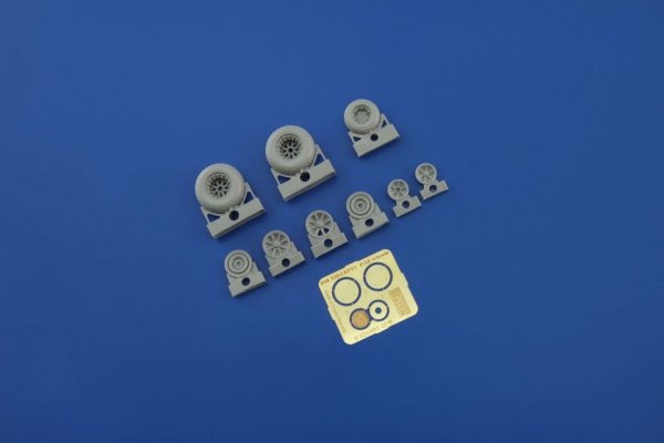 Eduard 648258 P-38 wheels ACADEMY 1/48
