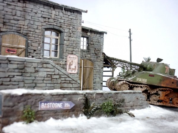 RT-Diorama 35279 Diorama Base: Ardennes Farm 1/35