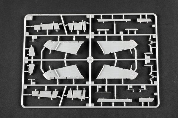 Trumpeter 01640 Grumman A-6A/E Intruder 1/72