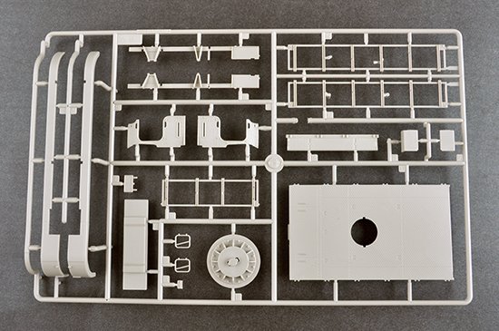 Trumpeter 09513 German 5cm FLAK 41auf Selbstfahrlafette(Sd.Kfz.7/2) 1:35