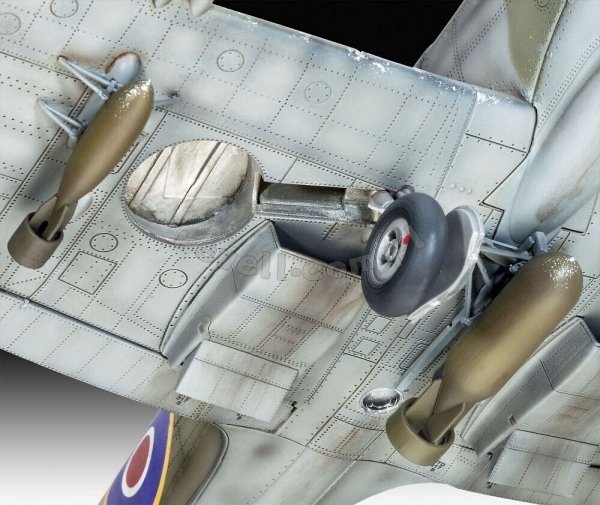 Revell 63927 Supermarine Spitfire Mk.IXc - model set 1/32
