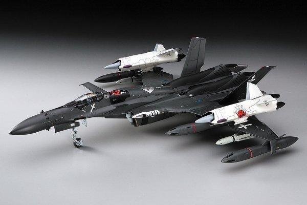 Hasegawa 65776 SV-51y w/Twin Booster Macross Zero 1/72