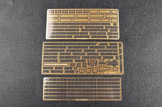 Trumpeter 05633 Aircraft Carrier Weser 1/350