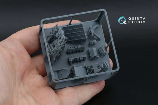 Quinta Studio QD+48618 Fairey Barracuda Observer Station 3D-Printed &amp; coloured Interior on decal paper (Trumpeter) (with 3D-printed resin parts) 1/48