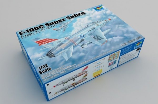 Trumpeter 03221 F-100C Super Sabre 1/32