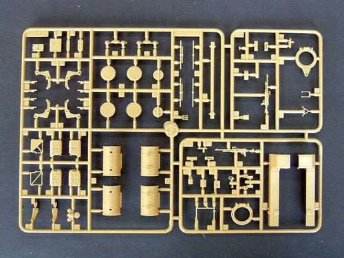 Trumpeter 00323 British Challenger 2 MBT (OP. Telic) Iraq 2003 (1:35)