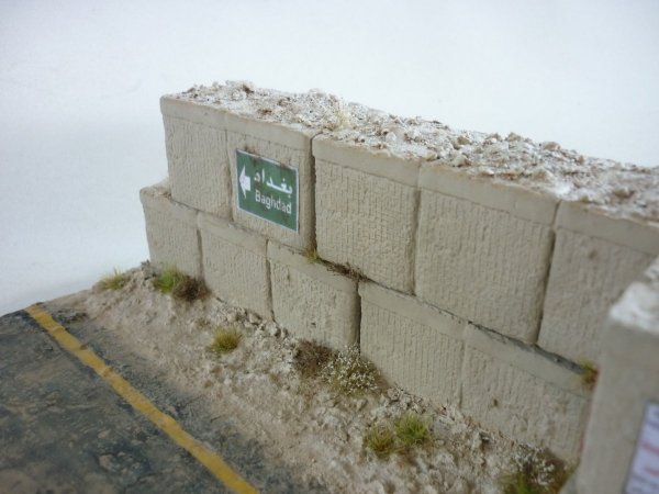 RT-Diorama 35261 Diorama-Base: &quot;Dessert Street&quot; 1/35