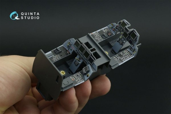 Quinta Studio QDS-32119 F-15E 3D-Printed &amp; coloured Interior on decal paper ( Tamiya ) (small version) 1/32