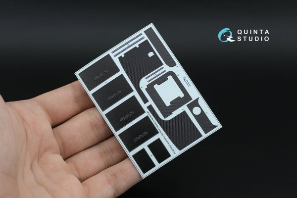 Quinta Studio QR35035 KrAZ-260 floor mats and mudguards (HobbyBoss) 1/35