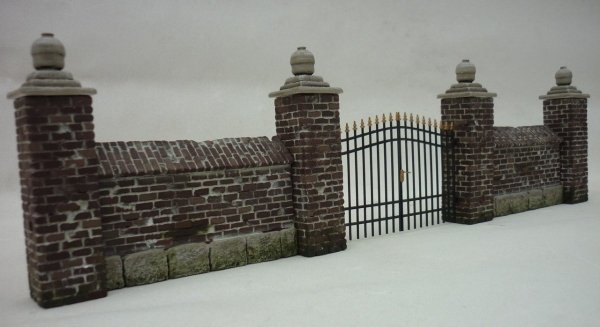RT-Diorama 35243 Park wall with Fence 1/35