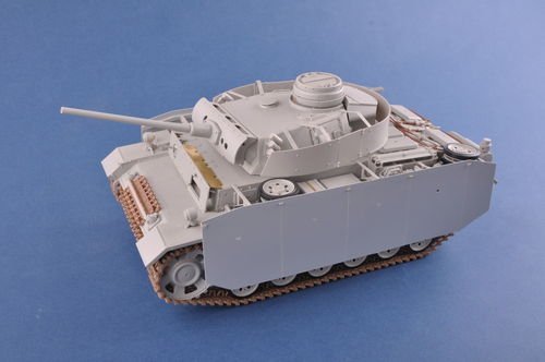 Heller 30321 Pz.Kpfw.III Ausf.J (5cm KwK 38 L/42), Ausf.J (5cm KwK 39 L/60), Ausf.L, Ausf.M 1/16