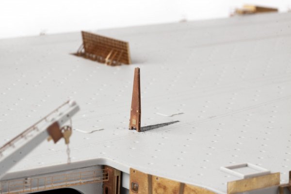 Eduard 53300 USS Nimitz CVN-68 part 6  Trumpeter 1/350